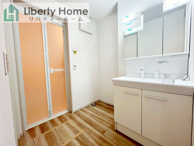 土浦市摩利山新田１期　新築戸建　2号棟の脱衣所