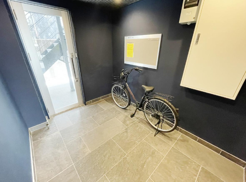 ＴＨＥＲＯＯＭ＇Ｓ中野本町の駐車場