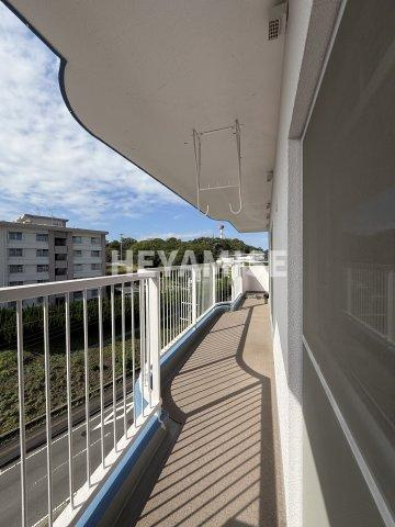 西諫早ハイツD棟のバルコニー