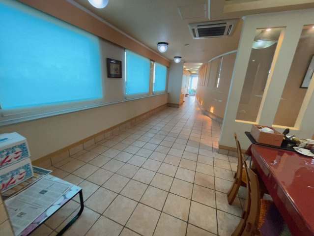 共和町2丁目店舗のロビー