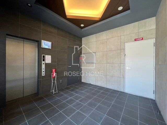 グランテージ国分町のロビー