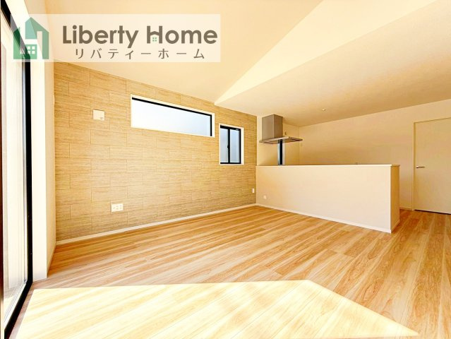 土浦市摩利山新田１期　新築戸建　3号棟の居間・リビング