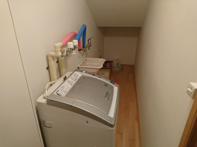 【動画付き】旧軽井沢 三笠別荘地 高台にある中古戸建のランドリースペース