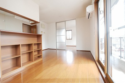 ラップ・ランドみずかみの居間・リビング|ラップランドみずかみ　102号  
