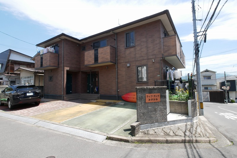 ラップ・ランドみずかみの外観|ラップランドみずかみ　102号  2LDK 駐車場1台付 専用庭 新品エアコン1台付
