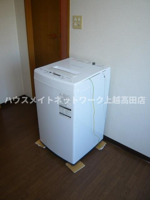 エイペックスⅠの設備|洗濯機（同室タイプ１２２号室の画像を掲載）