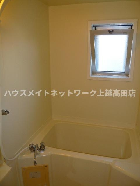 エイペックスⅠの浴室|浴室（同室タイプ１２２号室の画像を掲載）