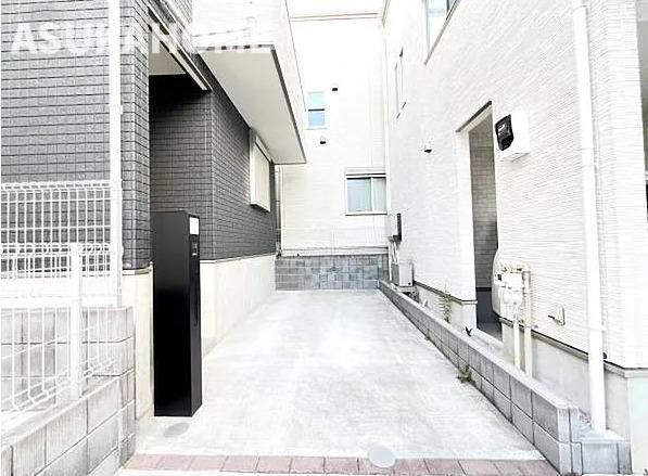 緑区東本郷６丁目 戸建ての駐車場|カースペースｄ