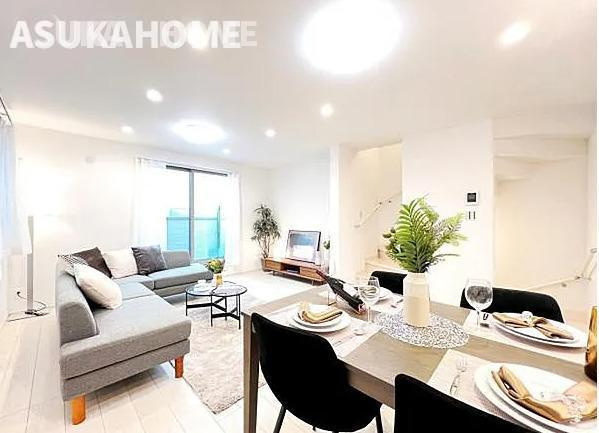 緑区東本郷６丁目 戸建ての居間・リビング