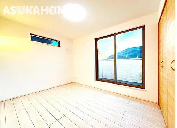 緑区東本郷６丁目 戸建ての洋室|明るい洋室です