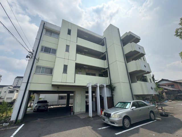 グリーンハイツの外観