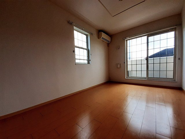 ビッグ　シャトーＤの居間・リビング