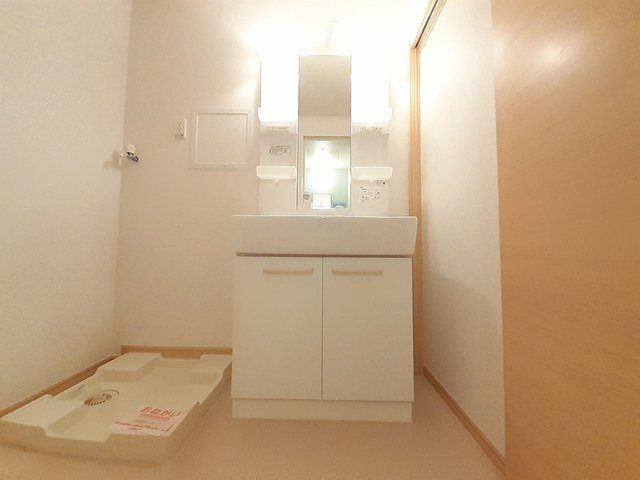 ビッグ　シャトーＤの洗面所