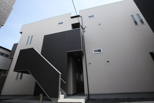 【外観】 | クレオ箱崎宮前参番館 | 外観もきれいです