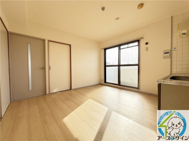 シャトー西明石の居間・リビング