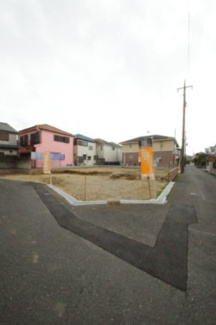 【前面道路含む現地写真】 | 令和７年４月７日撮影　建築中