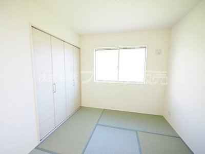 【和室】 | 奈良市中町の新築一戸建 全２区画 | 現地写真（１号地和洋室）ゆったりとくつろげる和洋室です♪