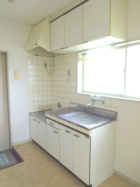 モンマルトルのキッチン|広々キッチンスペース　ガス2口設置可