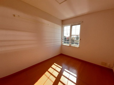 【内装】 | Ｙ．クルメン | 明るい色調の室内です