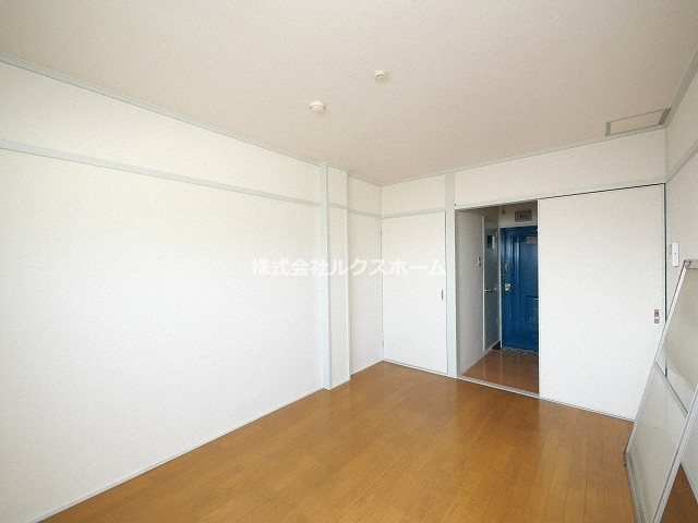 清風マンションの居間・リビング