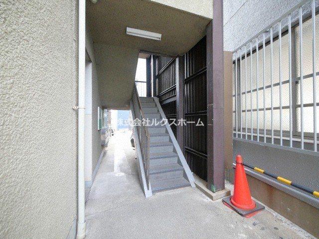 清風マンションのロビー