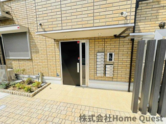 【エントランス】