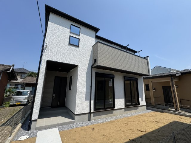 三郷市鷹野５丁目新築戸建（鷹野９期）の外観|2号棟外観・完成済み内覧可能です！
