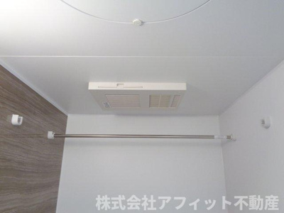 【浴室】 | シャ・ブラン | 浴室換気乾燥機