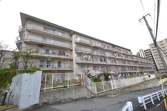 千里関大前コーポラスC棟