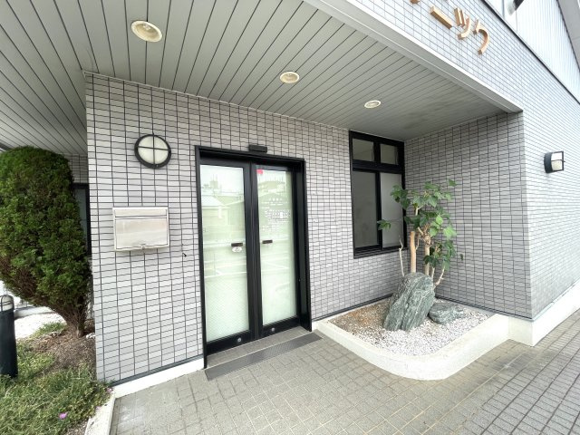 浦里１店舗　一括(P11台駐車可) の外観