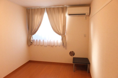 【居間・リビング】 | レオパレスシェーネ