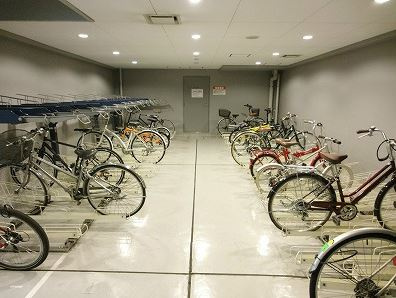 駐輪場 
