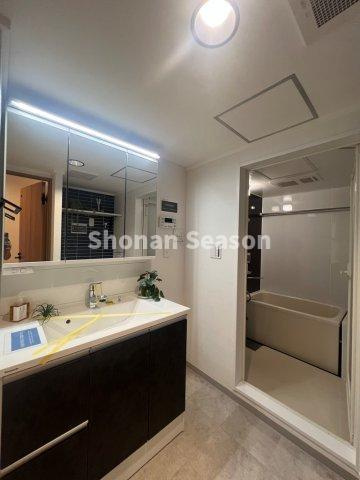 【独立洗面台】 | 収納・機能性に優れた独立洗面台をご用意しました♪