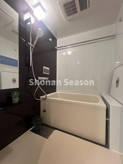 【浴室】 | 浴室乾燥機・追い焚き機能を備えた、設備充実の浴室です♪