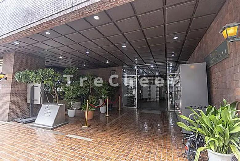 歌舞伎町ダイヤモンドパレスのエントランス