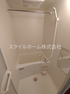 【浴室】 | サンハイムエコ | 別部屋写真です。