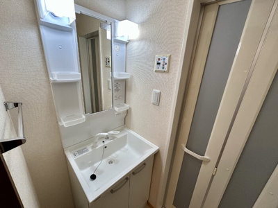  | ユウ・カサグランデ