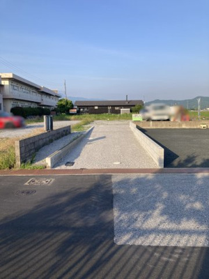 【前面道路含む現地写真】 | 長浜市寺田町土地Ａ