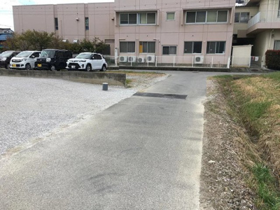【前面道路含む現地写真】 | 長浜市寺田町土地Ａ | 東側：公衆用道路