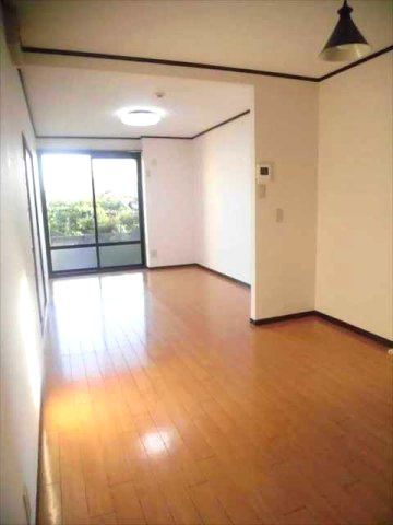 セジュールヒガシⅠの居間・リビング