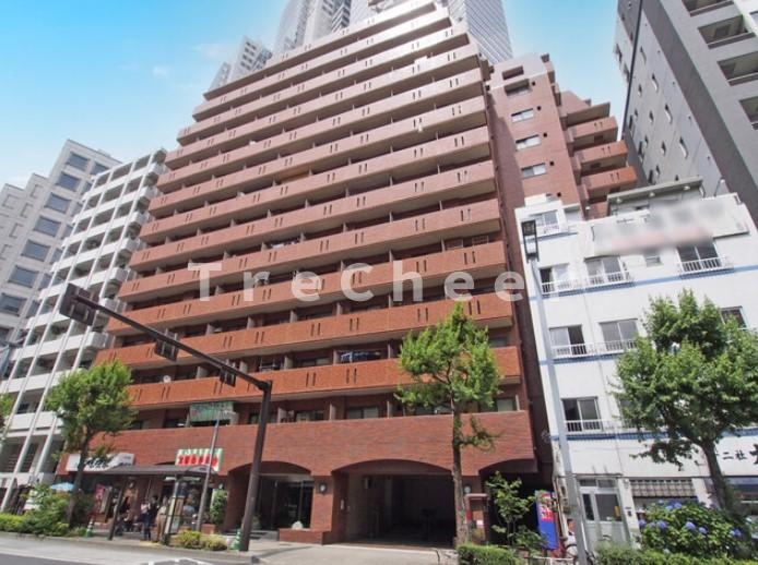 ハイネスロワイヤルの外観