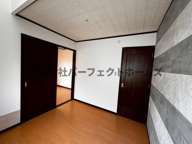 点野1丁目戸建　賃貸の洋室|個人の部屋や寝室として使える洋室です