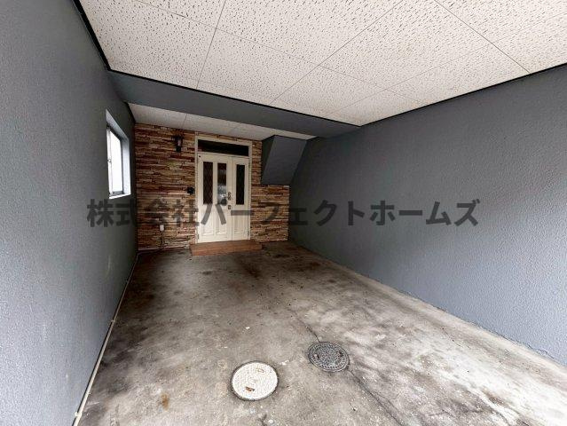 点野1丁目戸建　賃貸の駐車場|駐車場完備です