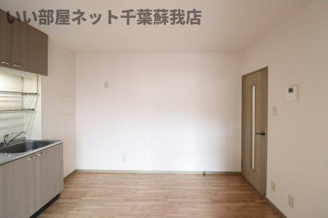 ランドウィン　五番館の居間・リビング|ゆったり過ごせるリビングです