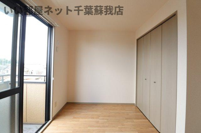 ランドウィン　五番館の洋室|落ち着いた色調の洋室です