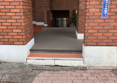 【内装】 | タック本厚木 | 共用部分は、一棟の建物に住む区分所有者全員が共同で所有するとし、共用部分の管理、補修などは、区分所有者で形成される管理組合が行います。個人の判断で勝手に変更することはできませんので覚えておきましょう。
