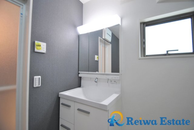 新築戸建　茅ヶ崎市柳島1丁目の独立洗面台