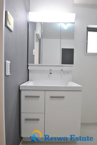 新築戸建　茅ヶ崎市柳島1丁目の独立洗面台