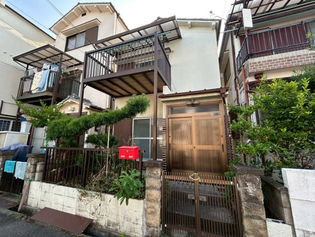 鷹殿町戸建
