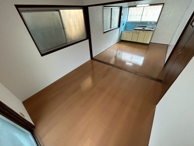鷹殿町戸建の内装